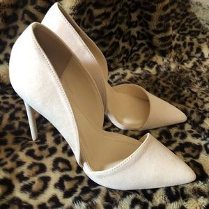 Lulus Stormi Nude Suede